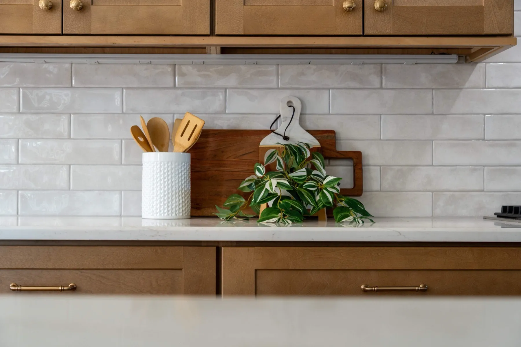1927 Rimview Drive — cabinet detail photo 7 from our Genesis Lux Shaker install