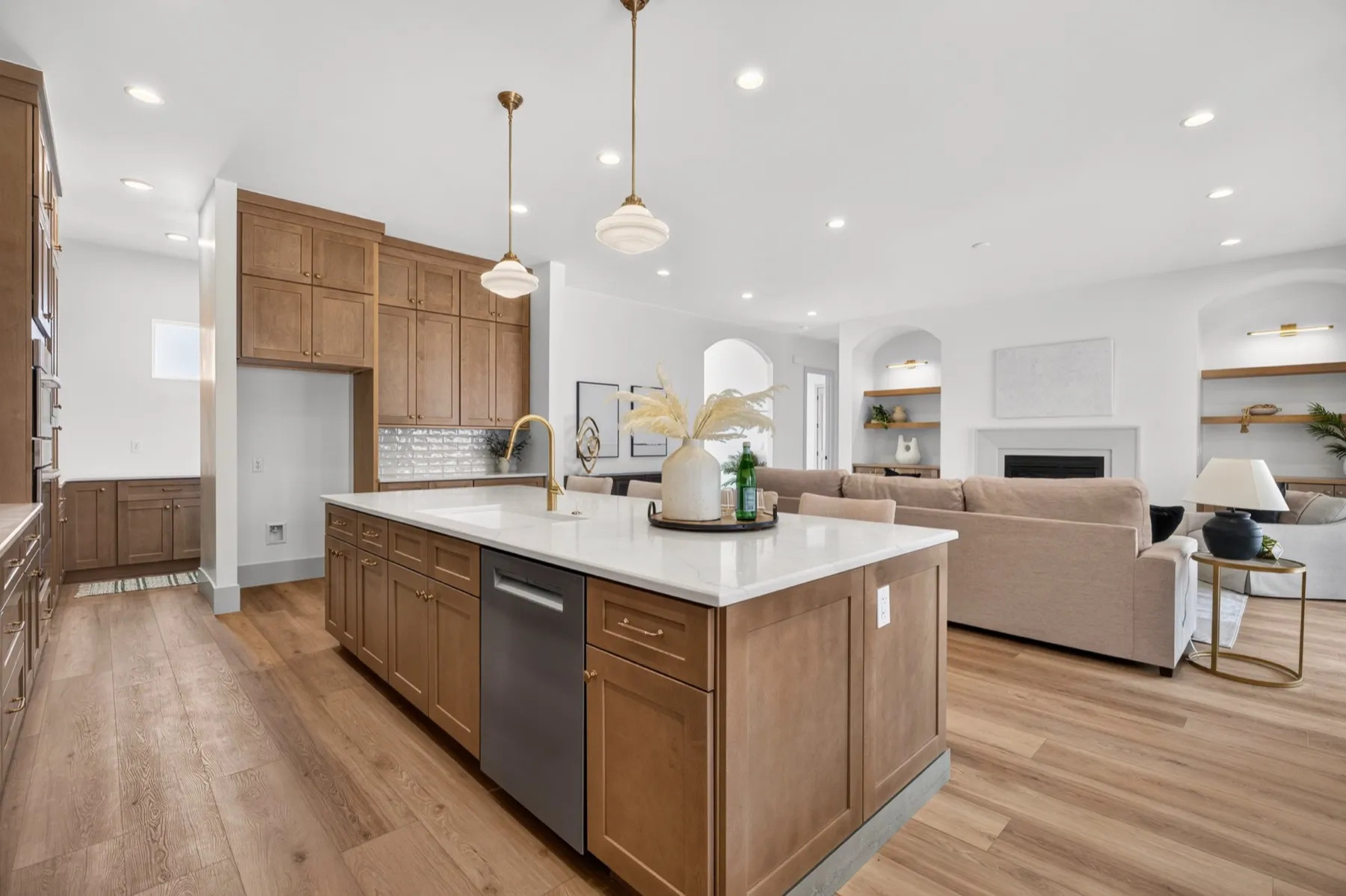 1927 Rimview Drive — interior photo 7 from our Genesis Lux Shaker install
