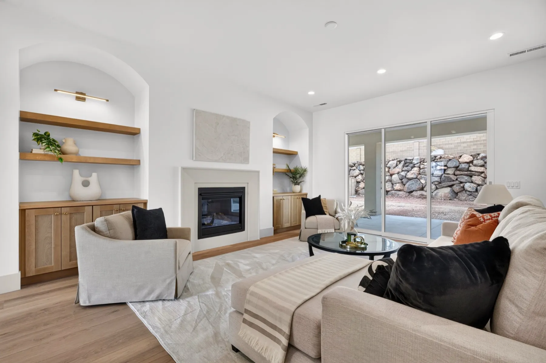 1927 Rimview Drive — interior photo 15 from our Genesis Lux Shaker install