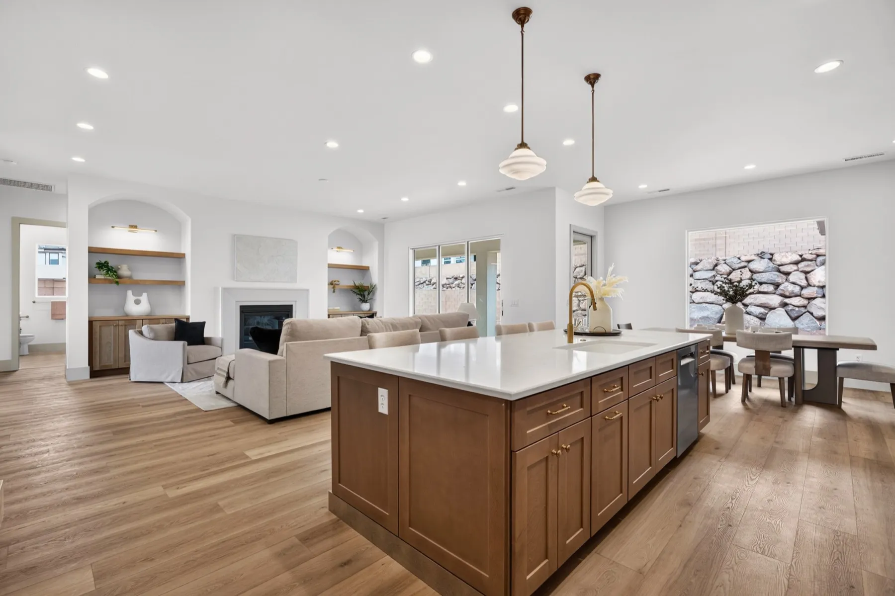 1927 Rimview Drive — interior photo 32 from our Genesis Lux Shaker install
